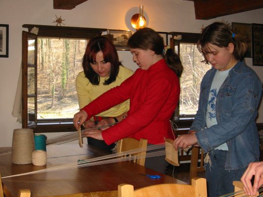 Nit čez nit… ali kako nastane tkanina