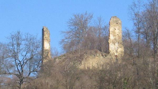 Razvaline gradu Gornji Rogatec