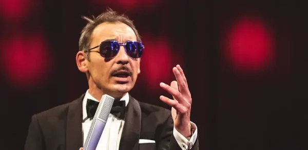 Tadej Toš Analogno - komedija @ Kulturni dom Rogatec